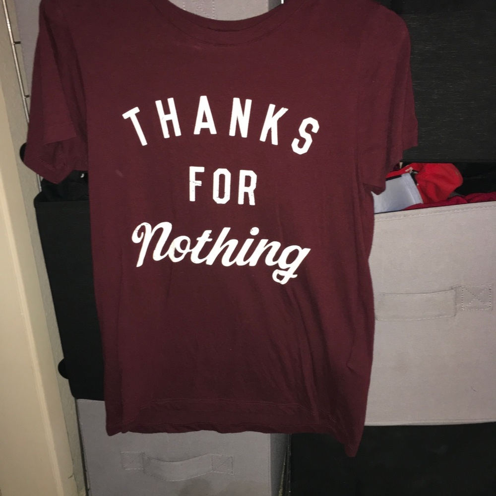 Burgundy t shirt (juniors)